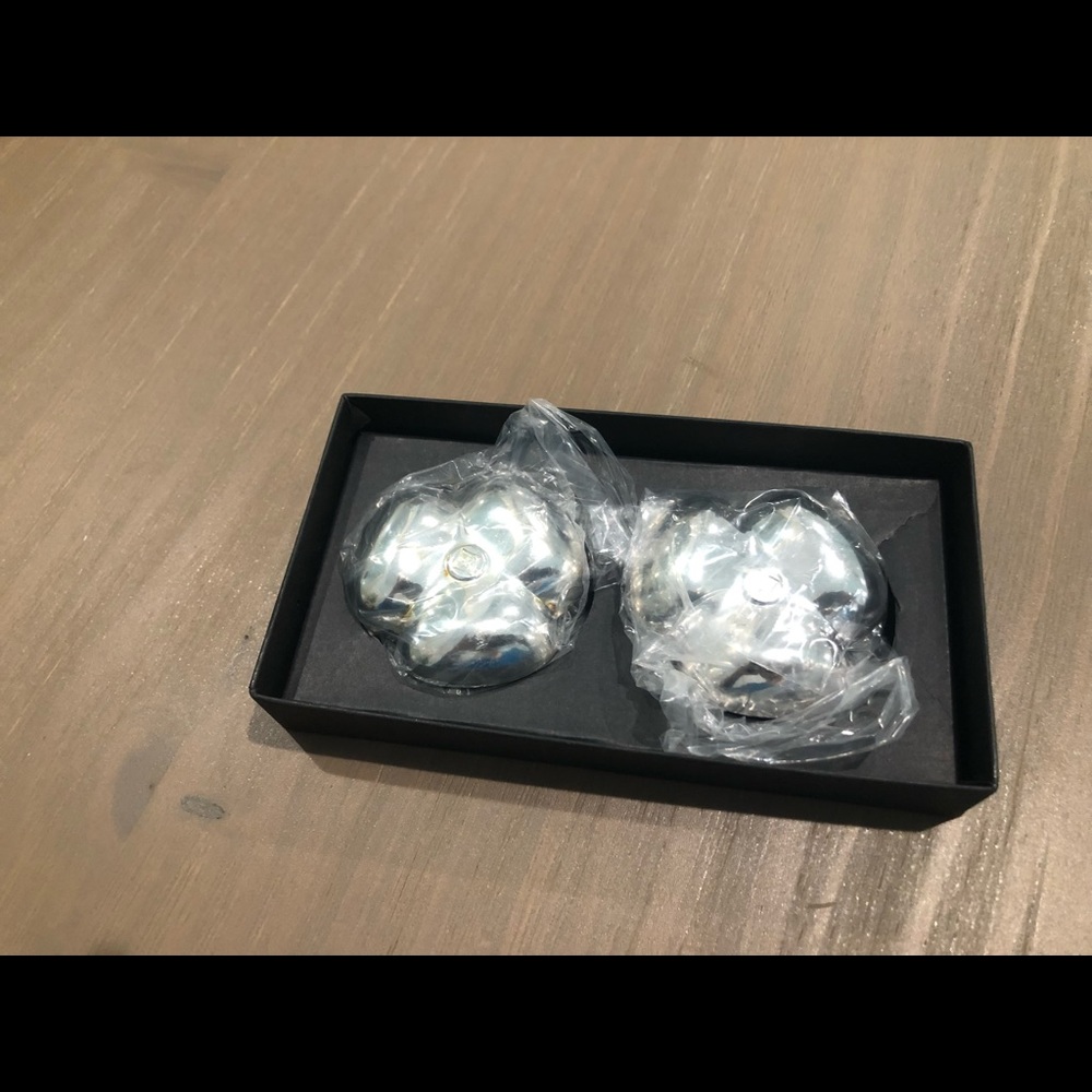 Set of Two Antique Dansk Silverplate Shell Tiny - Picture 6 of 6